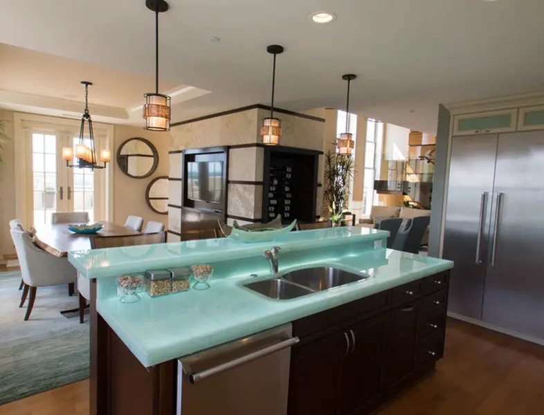 kitchen and dining area of park view penthouse